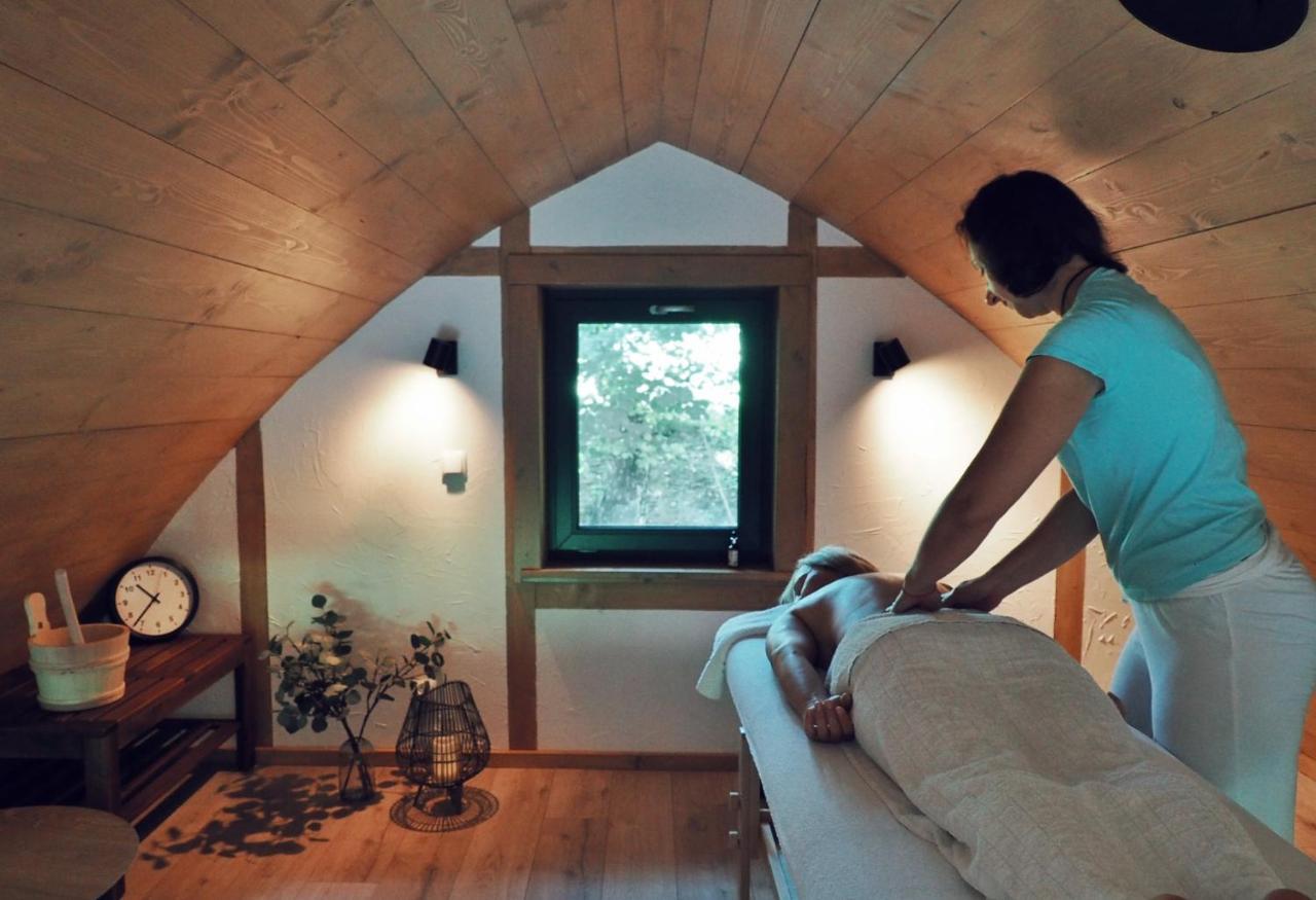 Sen I Wino, Domki Na Winnicy Ze Strefa Spa Żywiec Esterno foto